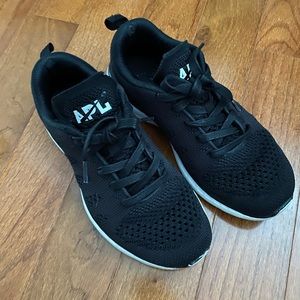 APL Shoes